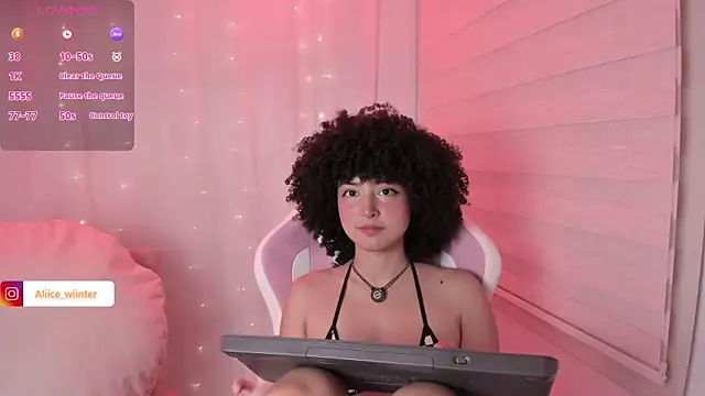 Snapshot of Alice_winter_ chatting on 15, 5, 2026 Alice winter online show from 15, 5, 2026