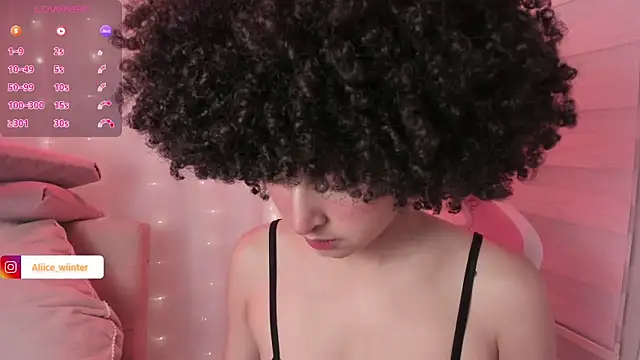 Snapshot of Alice_winter_ chatting on 19, 5, 2026 Alice winter online show from 19, 5, 2026