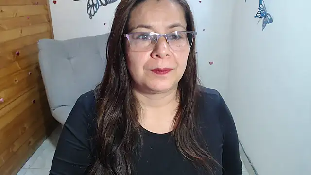Snapshot of lilisa777 chatting on 21, 7, 2026 lilisa777 online show from 21, 7, 2026