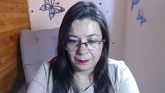 Snapshot of lilisa777 chatting on 23, 7, 2026 lilisa777 online show from 23, 7, 2026