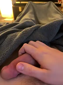 Snapshot of HannesDicks chatting on 14, 12, 2024 HannesDicks online show from 14, 12, 2024