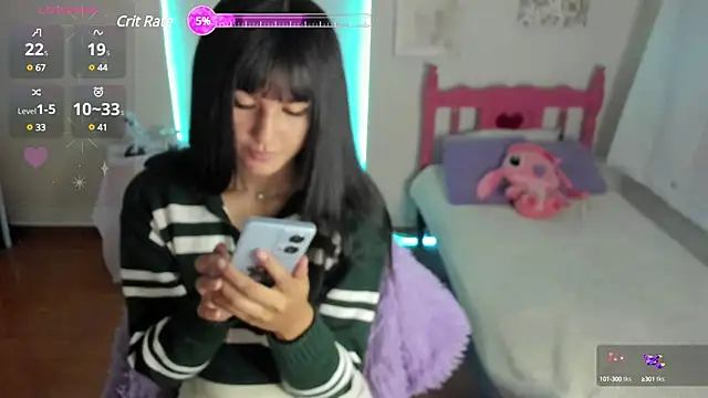 cute roxy online show from 6, 12, 2024