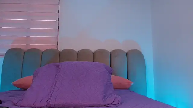 hot dione online show from 28, 11, 2025