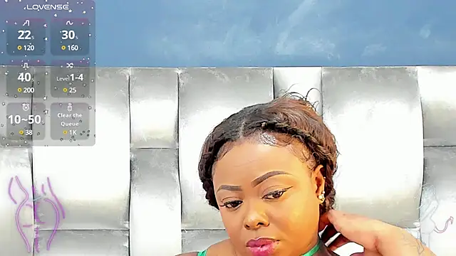 CamilaBenitez online show from 17, 3, 2025