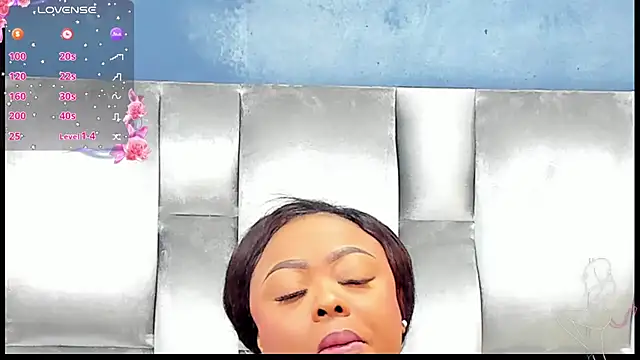 CamilaBenitez online show from 26, 10, 2025