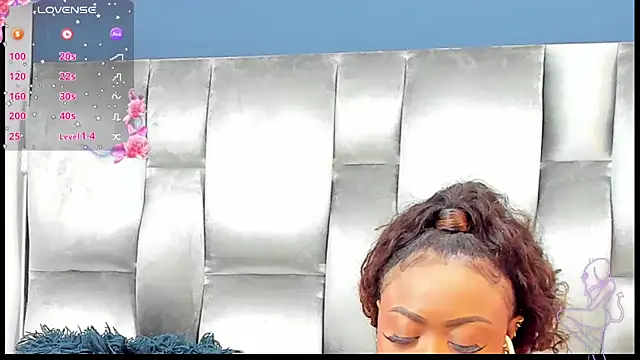 CamilaBenitez online show from 6, 2, 2026