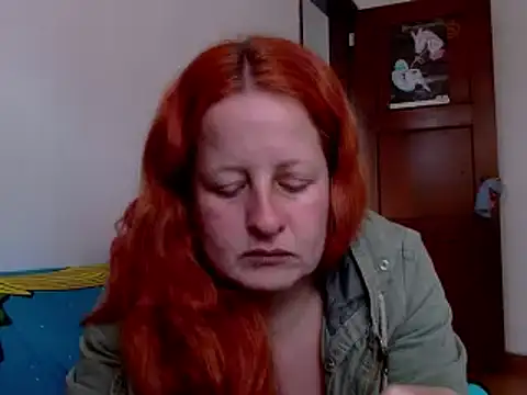 ViioletaMora online show from 28, 9, 2025