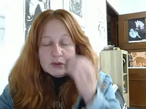 Snapshot of ViioletaMora chatting on 11, 5, 2026 ViioletaMora online show from 11, 5, 2026