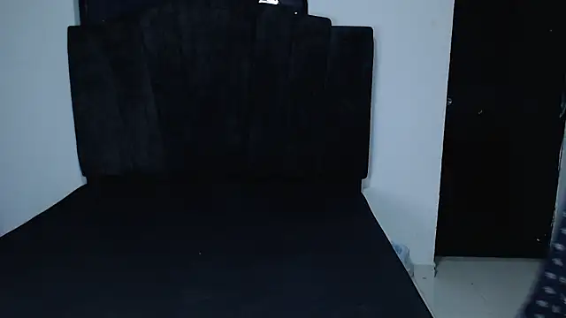 Ariel Zeo1 online show from 17, 3, 2026