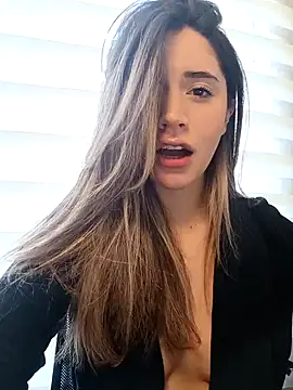 maliciaworld online show from 22, 1, 2025