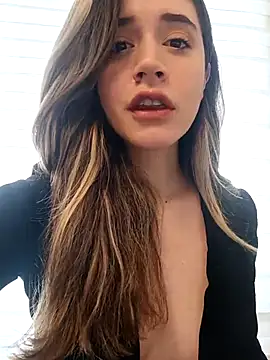 maliciaworld online show from 11, 2, 2025