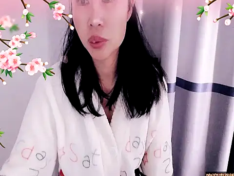 xiaoxuer online show from 19, 12, 2024