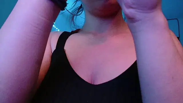 Aylinn diaz online show from 26, 6, 2026