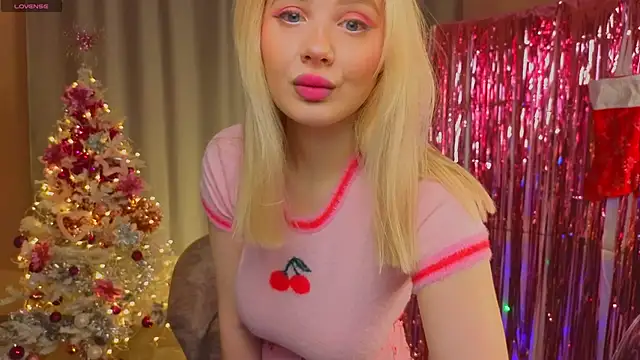 oliviabr0wn0 online show from 3, 12, 2024