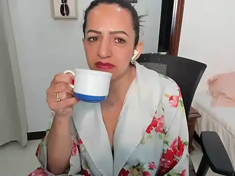 MonicaGarcia  online show from 13, 2, 2026