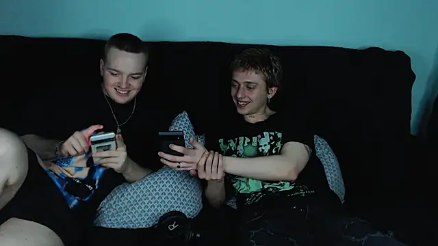 Snapshot of axxxturel chatting on 6, 1, 2025 axxxturel online show from 6, 1, 2025