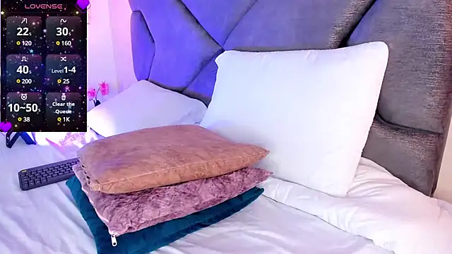 AilishBenson online show from 27, 2, 2025