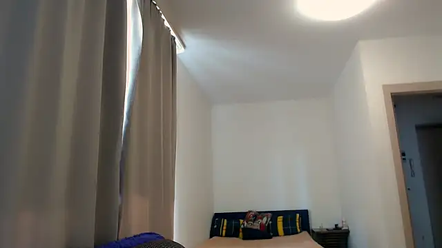 Snapshot of Helen_Adams_ chatting on 27, 5, 2026 Helen Adams online show from 27, 5, 2026