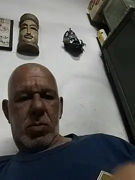 FabiQuilmes online show from 4, 10, 2025