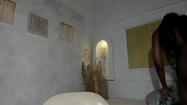 Tahira 21  online show from 9, 10, 2025