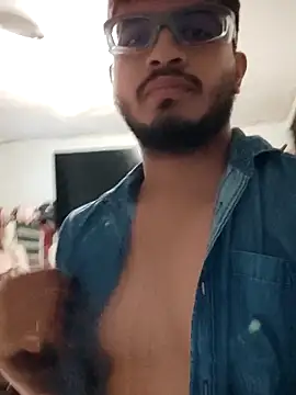 Snapshot of StripArt_ chatting on 17, 10, 2025 StripArt online show from 17, 10, 2025