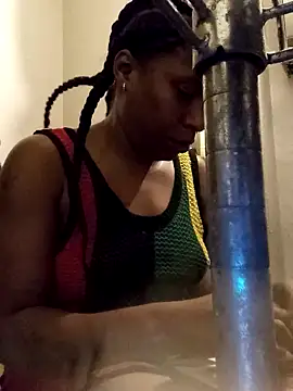 Snapshot of msstaxx chatting on 17, 10, 2025 msstaxx online show from 17, 10, 2025