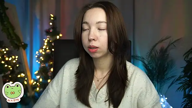 Snapshot of Sarah_Son chatting on 24, 12, 2024 Sarah Son online show from 24, 12, 2024
