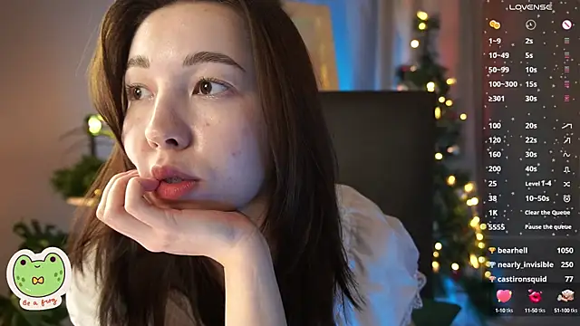 Snapshot of Sarah_Son chatting on 24, 12, 2024 Sarah Son online show from 24, 12, 2024