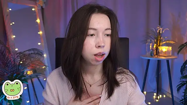 Snapshot of Sarah_Son chatting on 10, 2, 2025 Sarah Son online show from 10, 2, 2025