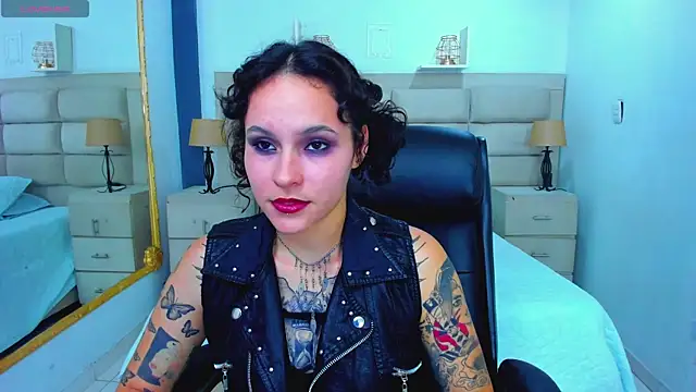 Snapshot of AnnyThompson_ chatting on 19, 9, 2025 AnnyThompson online show from 19, 9, 2025