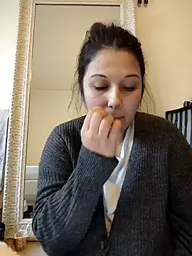 minette-sexy online show from 25, 12, 2024