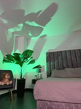 milaivanova online show from 17, 11, 2025