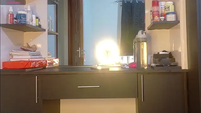 Snapshot of online_bestie chatting on 5, 2, 2026 online bestie online show from 5, 2, 2026