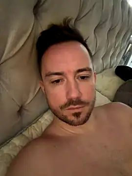 Snapshot of bobbylee2023 chatting on 23, 10, 2025 bobbylee2023 online show from 23, 10, 2025