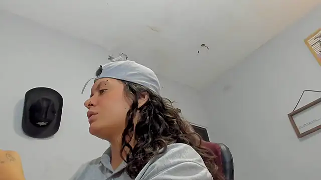 snowflake xxx online show from 30, 9, 2025