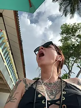 BabeRainbow online show from 22, 1, 2025