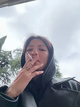 BabeRainbow online show from 18, 2, 2025