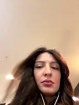 BabeRainbow online show from 21, 9, 2025