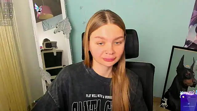 Molly sweetie online show from 24, 12, 2024