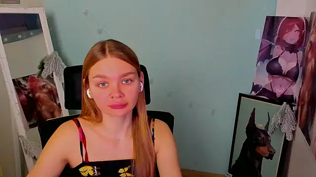 Molly sweetie online show from 28, 12, 2024