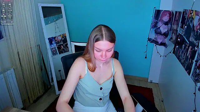 Molly sweetie online show from 18, 3, 2025