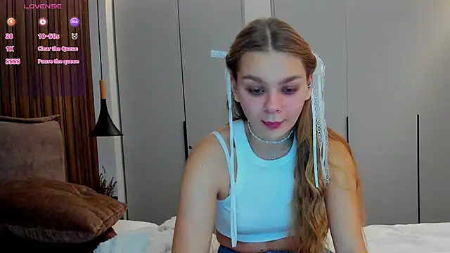 Molly sweetie online show from 9, 11, 2025