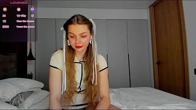 Molly sweetie online show from 15, 2, 2026