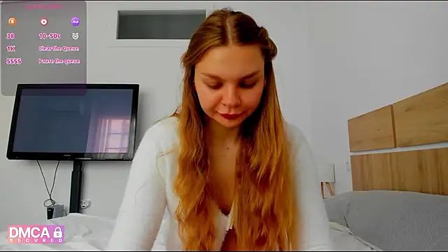 Snapshot of Molly_sweetie chatting on 19, 4, 2026 Molly sweetie online show from 19, 4, 2026