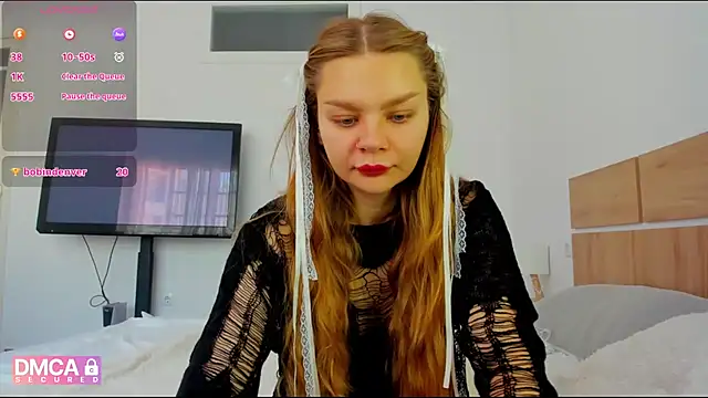 Snapshot of Molly_sweetie chatting on 12, 5, 2026 Molly sweetie online show from 12, 5, 2026