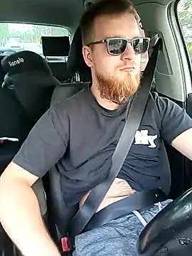 Sweet bear69 online show from 19, 9, 2025