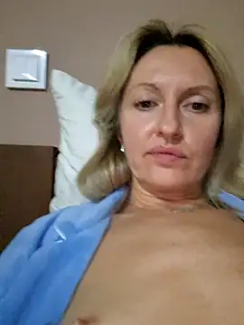 Miss    Mia  online show from 11, 10, 2025