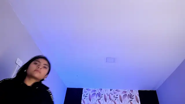 Snapshot of GiselOrtiz chatting on 5, 6, 2026 GiselOrtiz online show from 5, 6, 2026