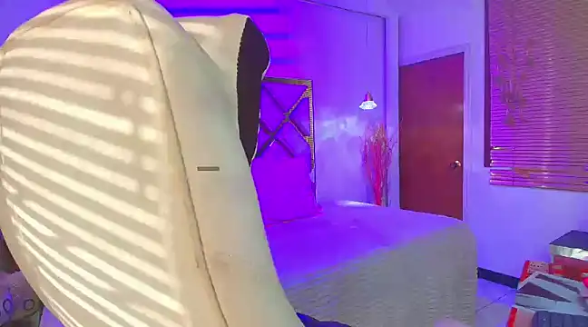 Silvana monroe online show from 11, 12, 2024