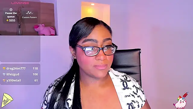 Snapshot of BlakmillerrGilson chatting on 9, 1, 2025 BlakmillerrGilson online show from 9, 1, 2025